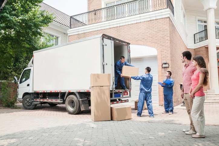 Umzugsunternehmen bei der Arbeit